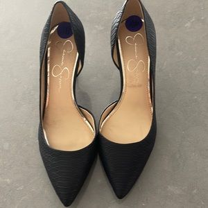 Jessica Simpson black heels